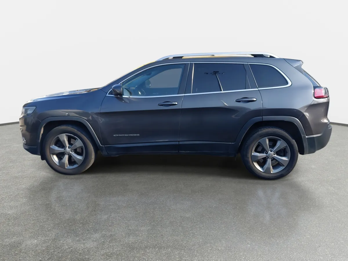 Jeep Cherokee 3.2 Limited 4x4 At 5p año 2019