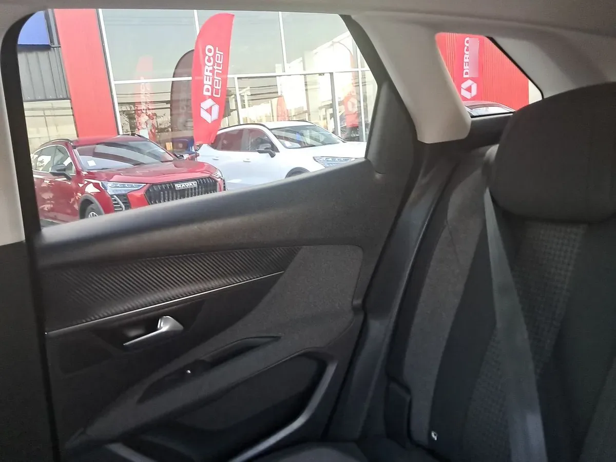 Peugeot 3008 1.5 Active Bluehdi 4x2 130 Mt6 5p año 2019