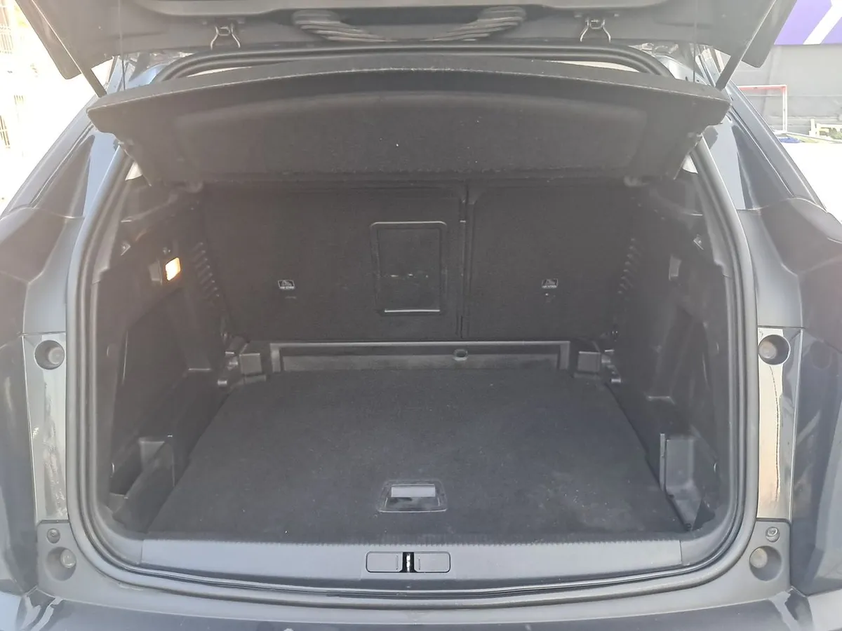 Peugeot 3008 1.5 Active Bluehdi 4x2 130 Mt6 5p año 2019