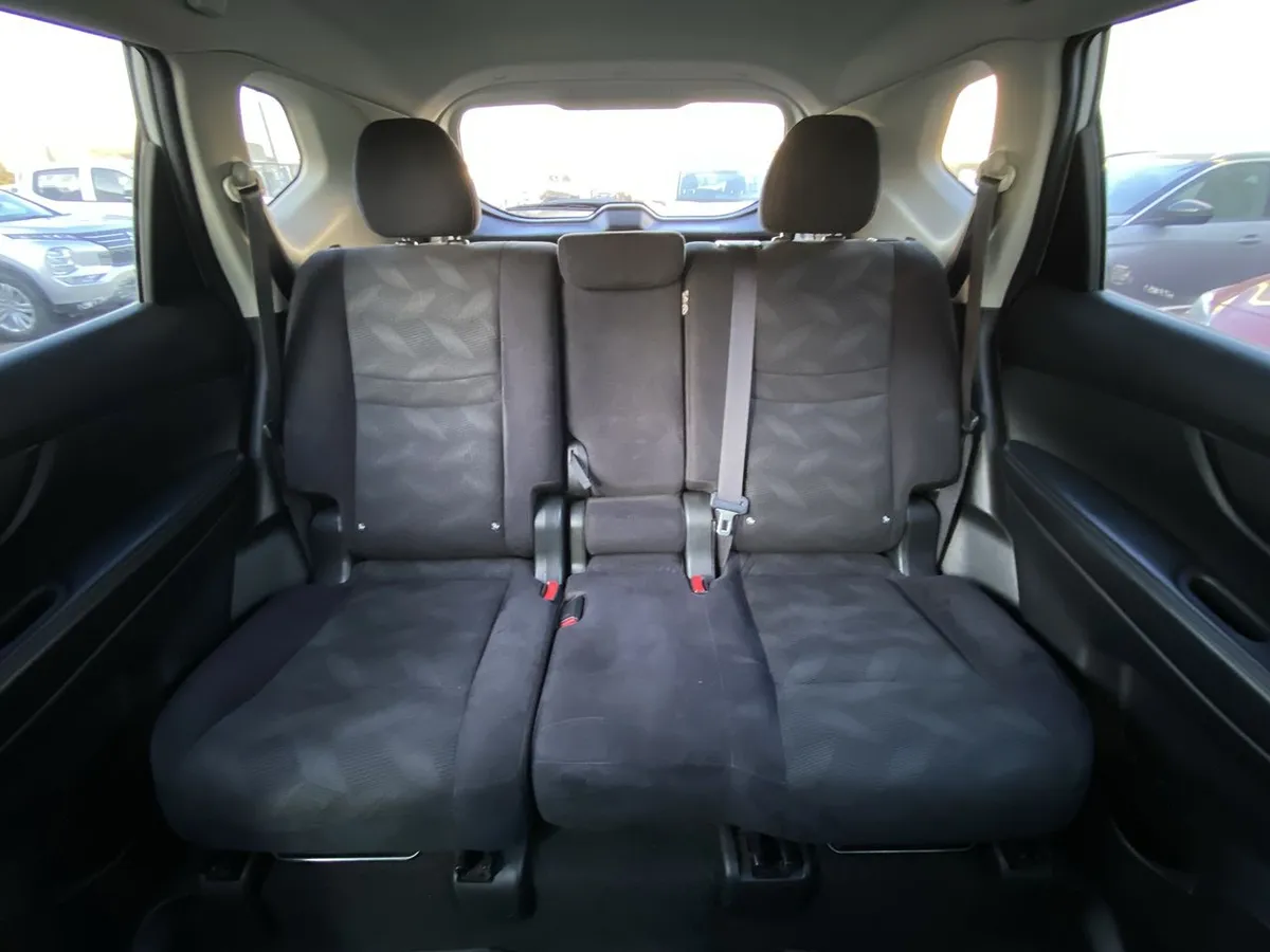 Nissan X-Trail 2.5 Advance 4x2 Cvt At 5p año 2017