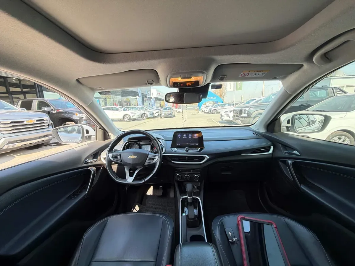 Chevrolet Tracker 1.2t Premier P3 4x2 At 5p año 2024