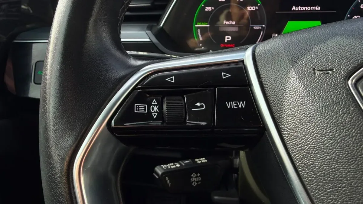 Audi E Tron Quattro año 2022