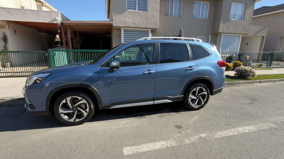 Subaru Forester 2.0 Limited Eyesight At 4x4 año 2024