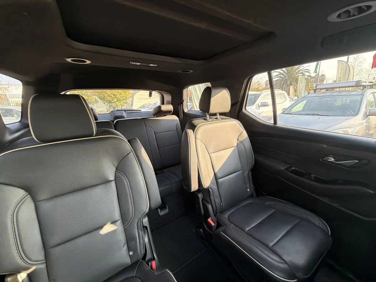 Chevrolet Traverse 3.6l Premier Awd At 5p año 2024