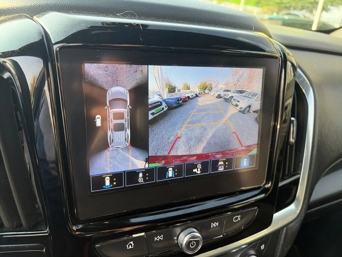 Chevrolet Traverse 3.6l Premier Awd At 5p año 2024