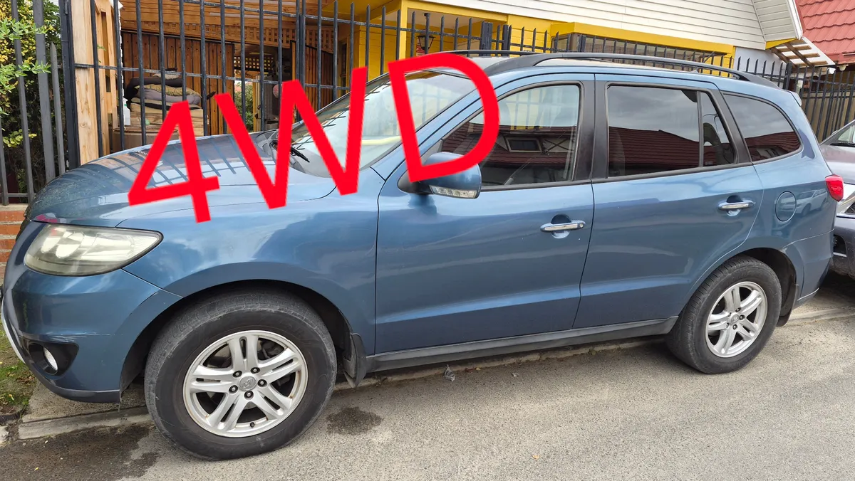 HYUNDAI SANTA FE 2.2 Crdi Cm Fl Gls Full At Diesel año 2013