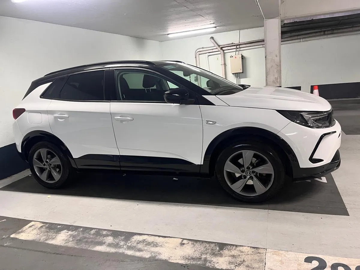 OPEL GRANDLAND X 1.5 Gs Line At Diesel año 2023