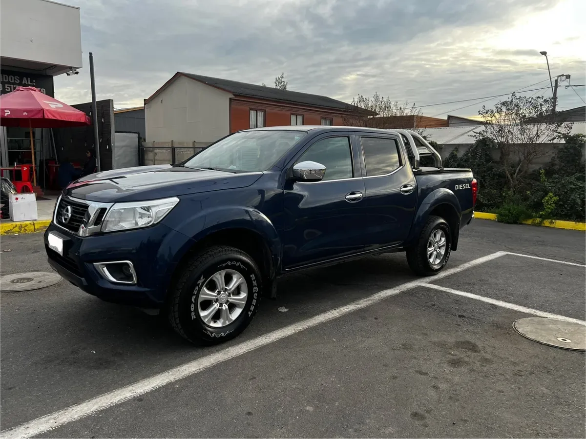 Nissan Np300 2.3 Dc Xe Mt Diesel año 2019