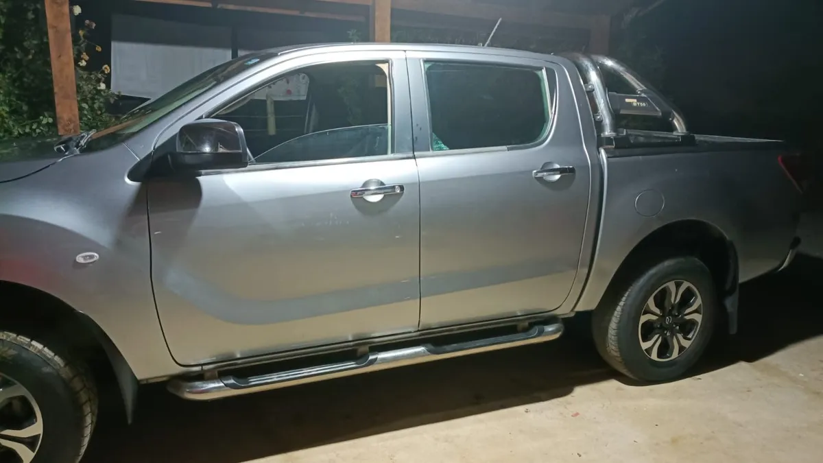 MAZDA BT-50 2.2 Doble Cabina Sdx Mt 4x4 Diesel año 2019