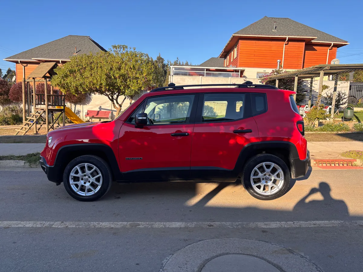 Jeep Renegade 1.8 Sport Lx At año 2022