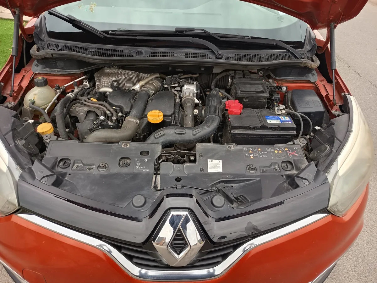 RENAULT CAPTUR 1.5 Life Mt Diesel año 2018