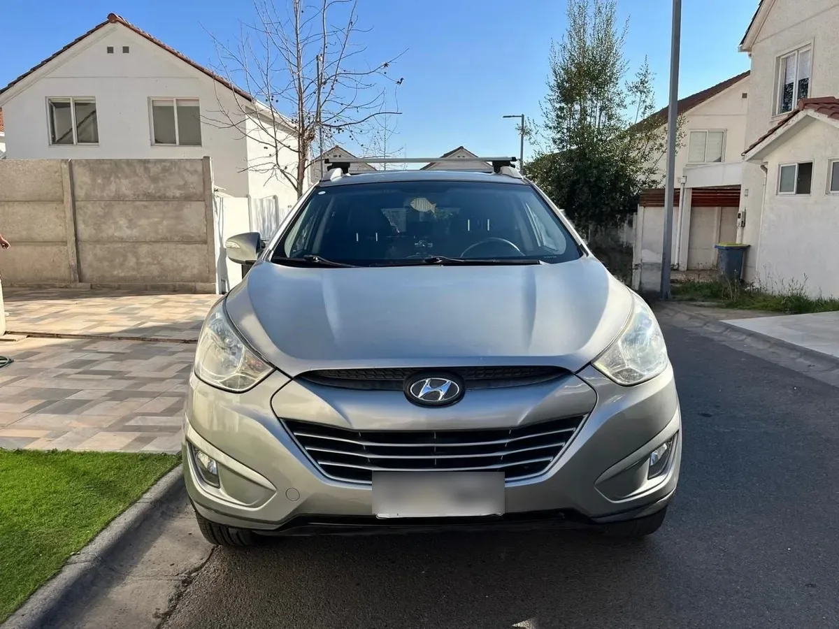 Hyundai Tucson 2.0 Crdi Gl 2ab Ac At 4x4 Diesel año 2012