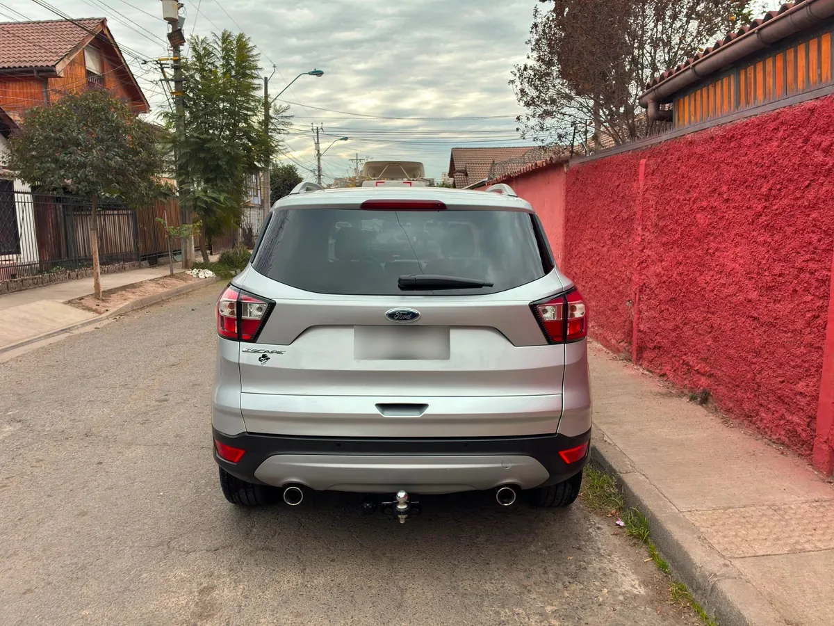 Ford Escape 2.5 S At 4x2 año 2018