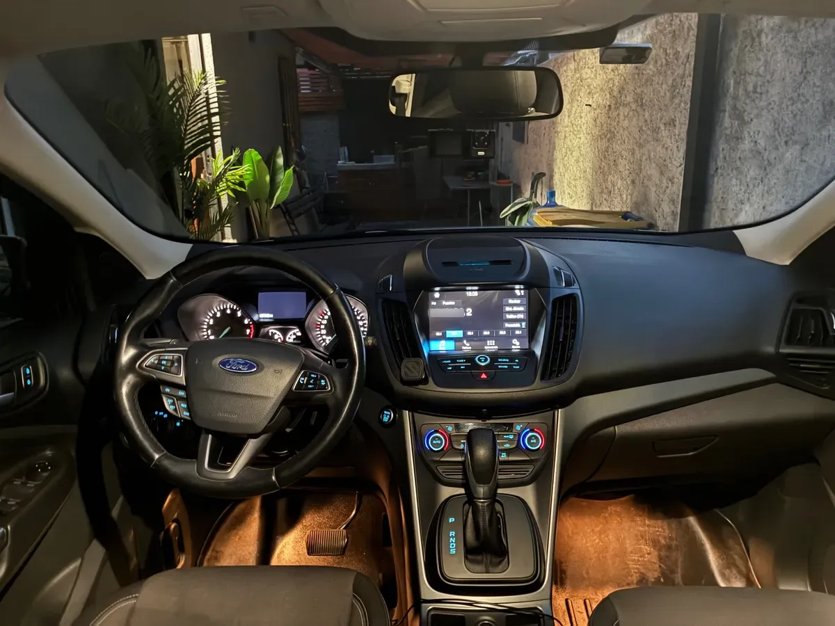 Ford Escape 2.5 S At 4x2 año 2018