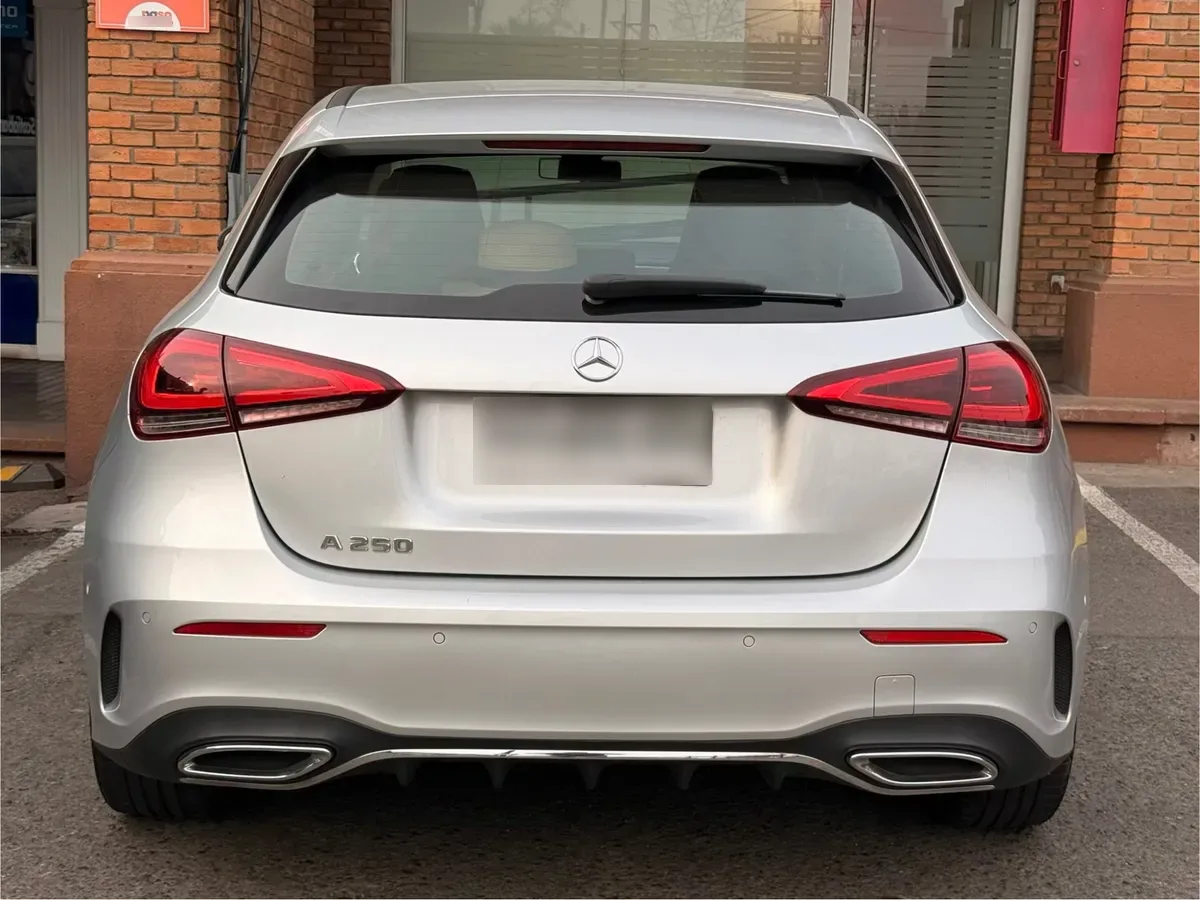 Mercedes-Benz A250 2.0 Sport At año 2019