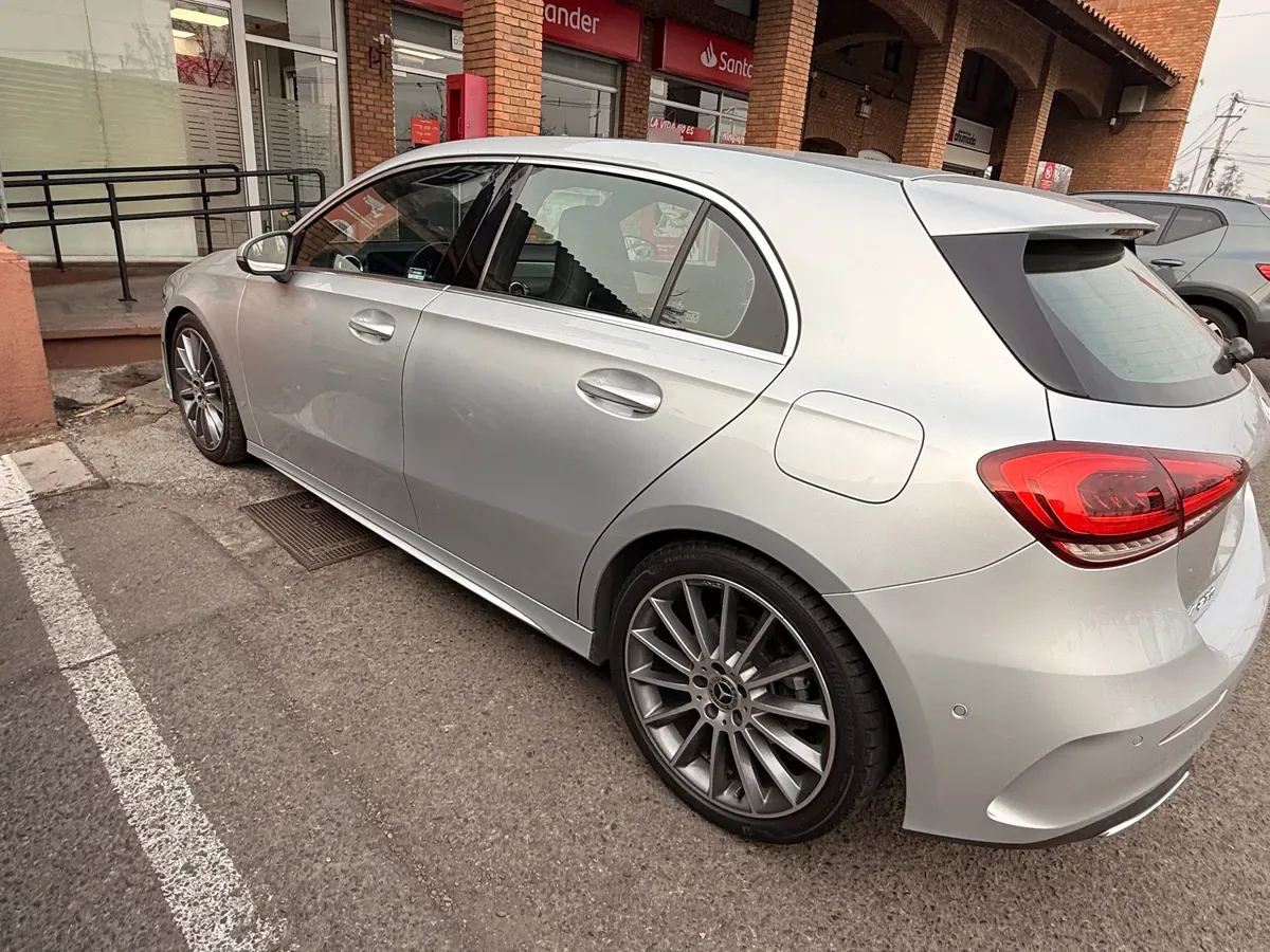 Mercedes-Benz A250 2.0 Sport At año 2019