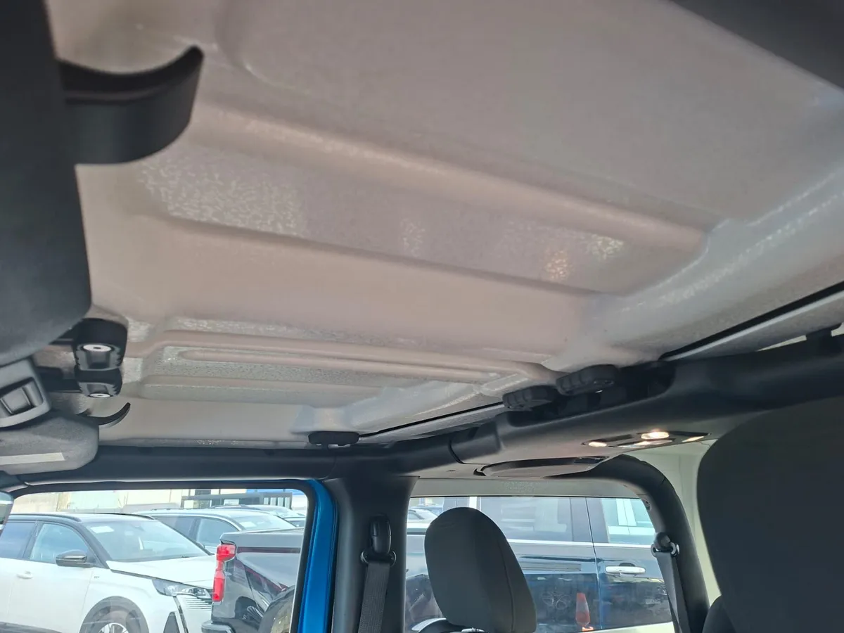 Jeep Wrangler 3.6 Sport X At 4x4 año 2021