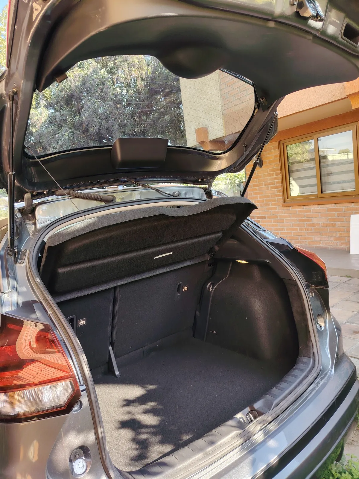 NISSAN KICKS 1.6 Advance Nfc Mt año 2025