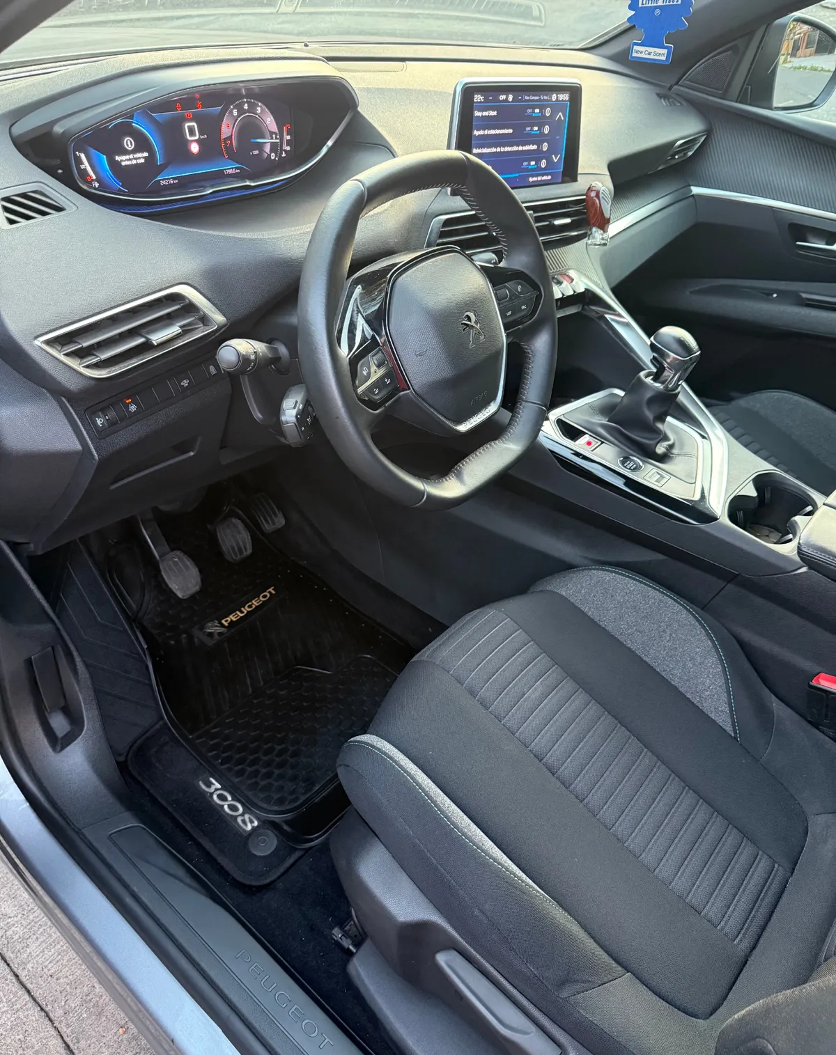 PEUGEOT 3008 1.2 Active Pack Puretech 130 Mt año 2024
