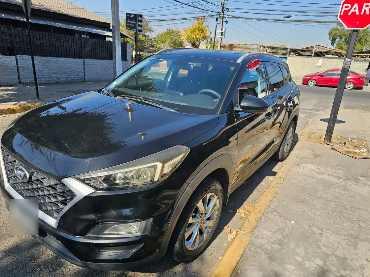 HYUNDAI TUCSON 2.0 Gl 4x2 Mt año 2018