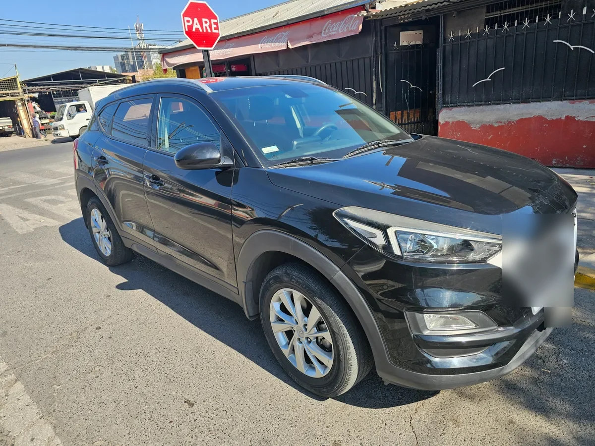 HYUNDAI TUCSON 2.0 Gl 4x2 Mt año 2018