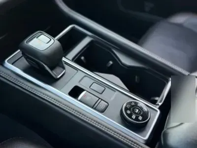 Nissan Pathfinder 3.5 Exclusive At 4x4 año 2024