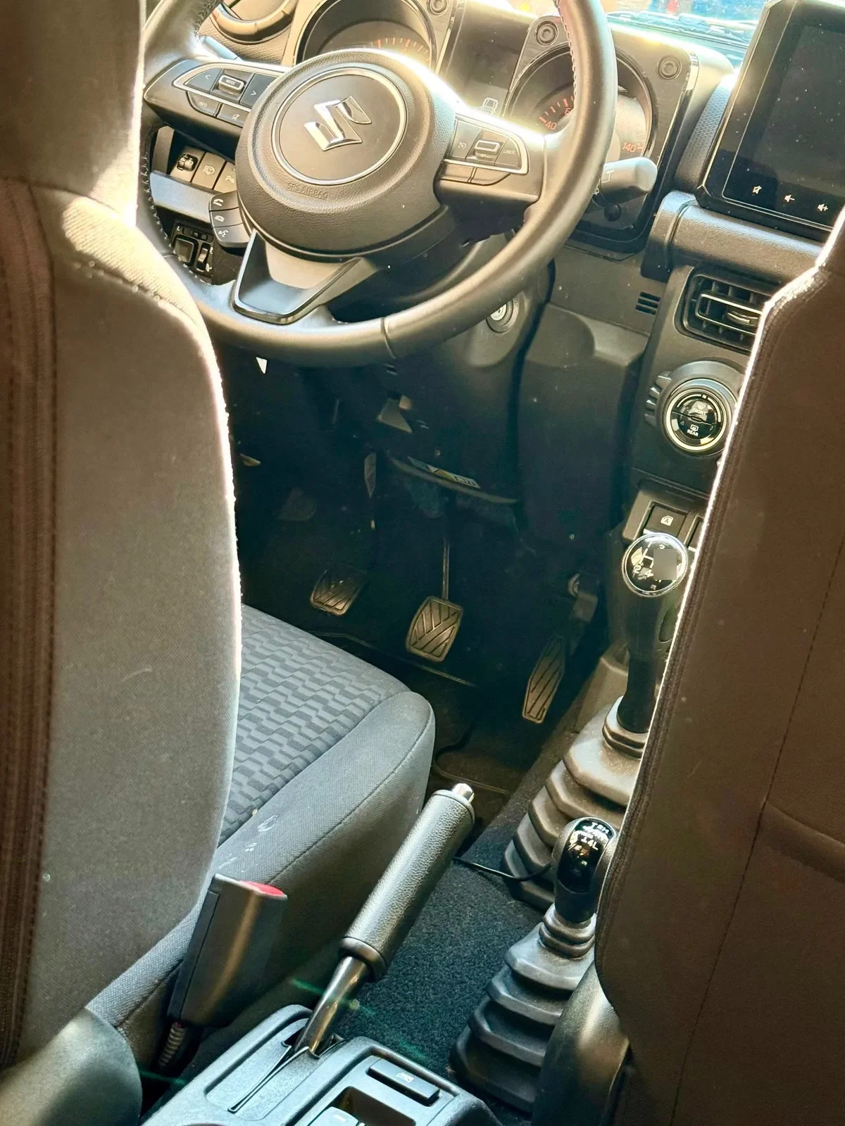 Suzuki JIMNY 1.5 Glx Mt 4x4 año 2025