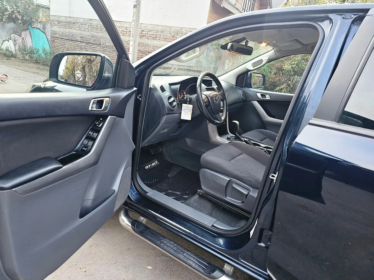 MAZDA BT-50 3.2 Dc Sdx High At 4x4 Diesel año 2020