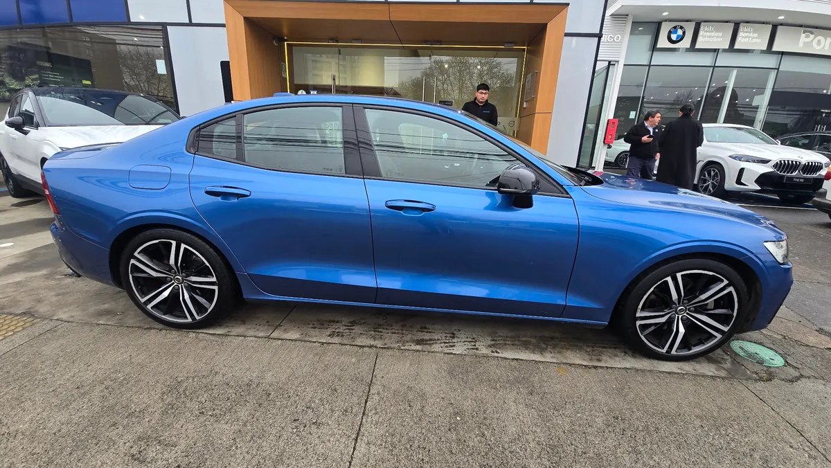Volvo S60 2.0 T5 Rdesing At año 2021