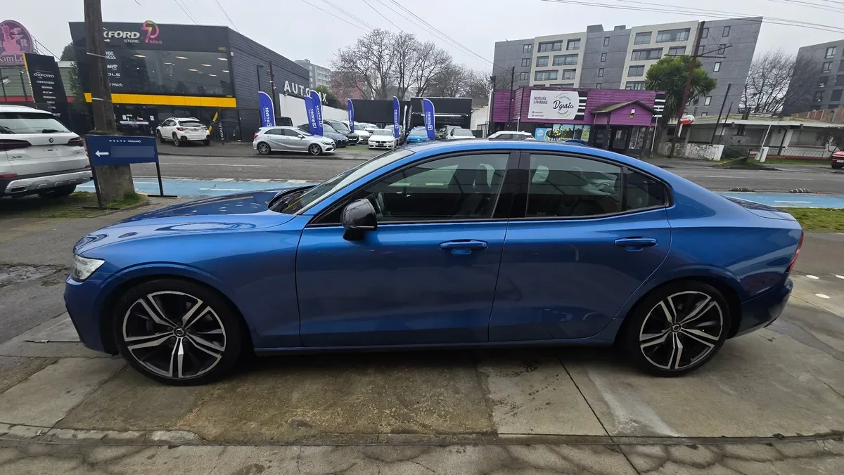 Volvo S60 2.0 T5 Rdesing At año 2021