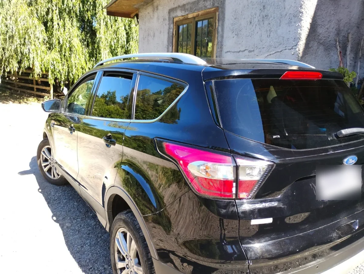 FORD ESCAPE 2.5 S At 4x2 año 2017