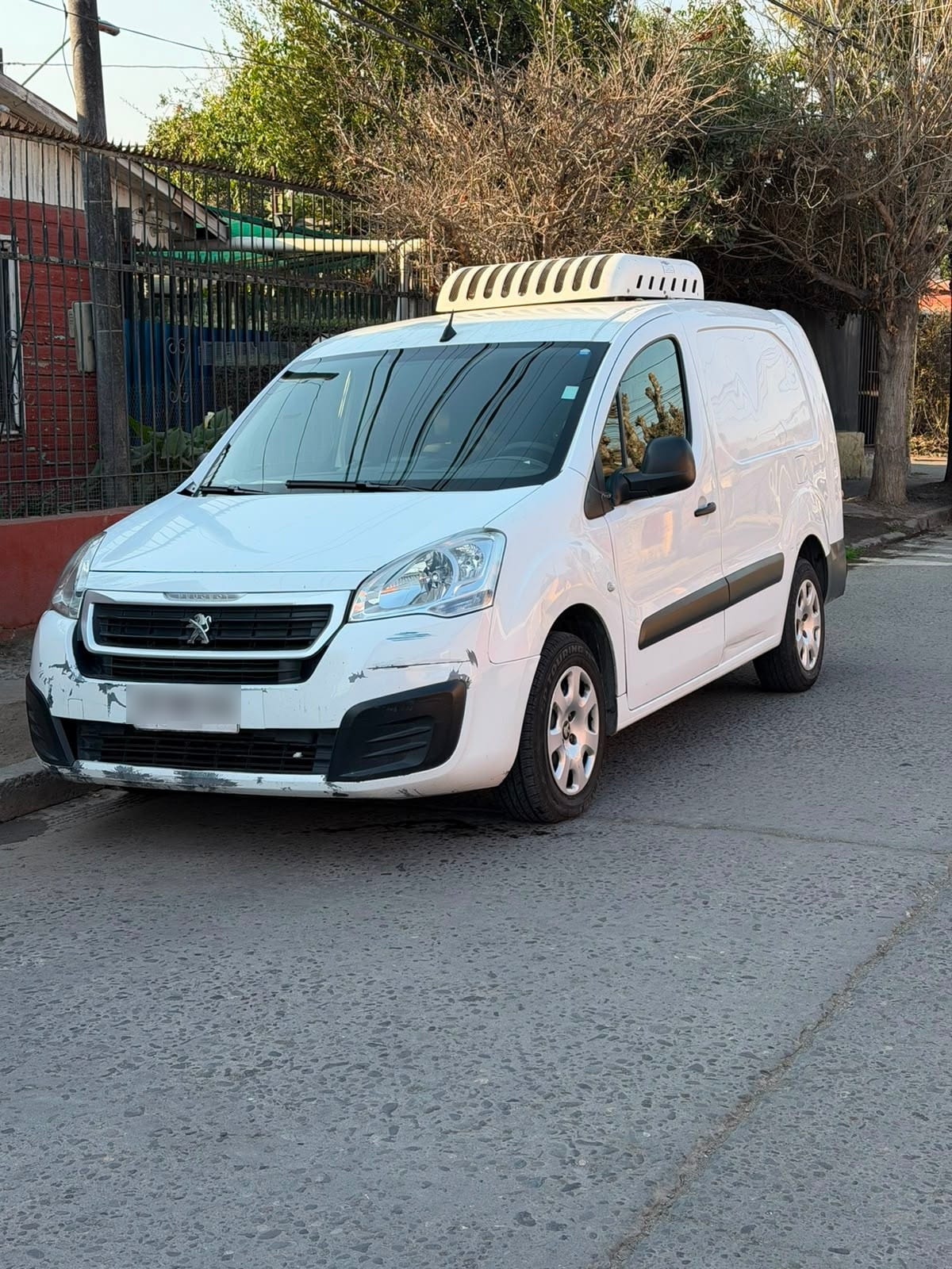 PEUGEOT PARTNER 1.6 Hdi 90 Hp Pack Aa Ev Mt Diesel año 2017