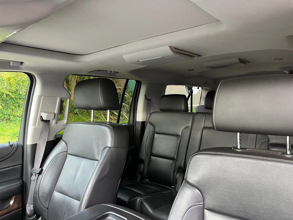 CHEVROLET SUBURBAN 5.3 Lt Iv At 4x4 año 2015