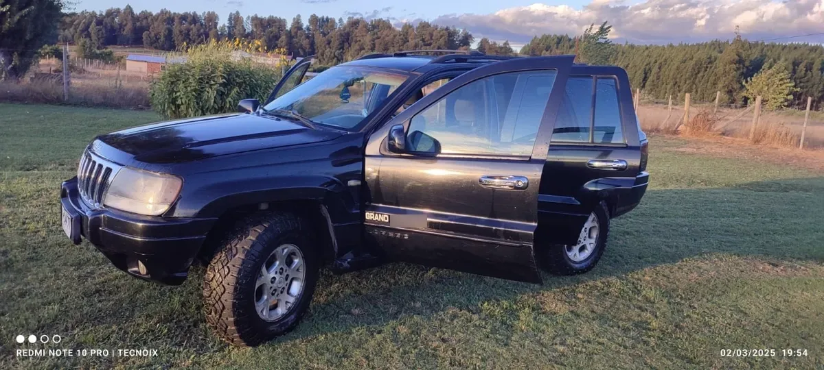 CHRYSLER GRAND CHEROKEE Otra año 2002