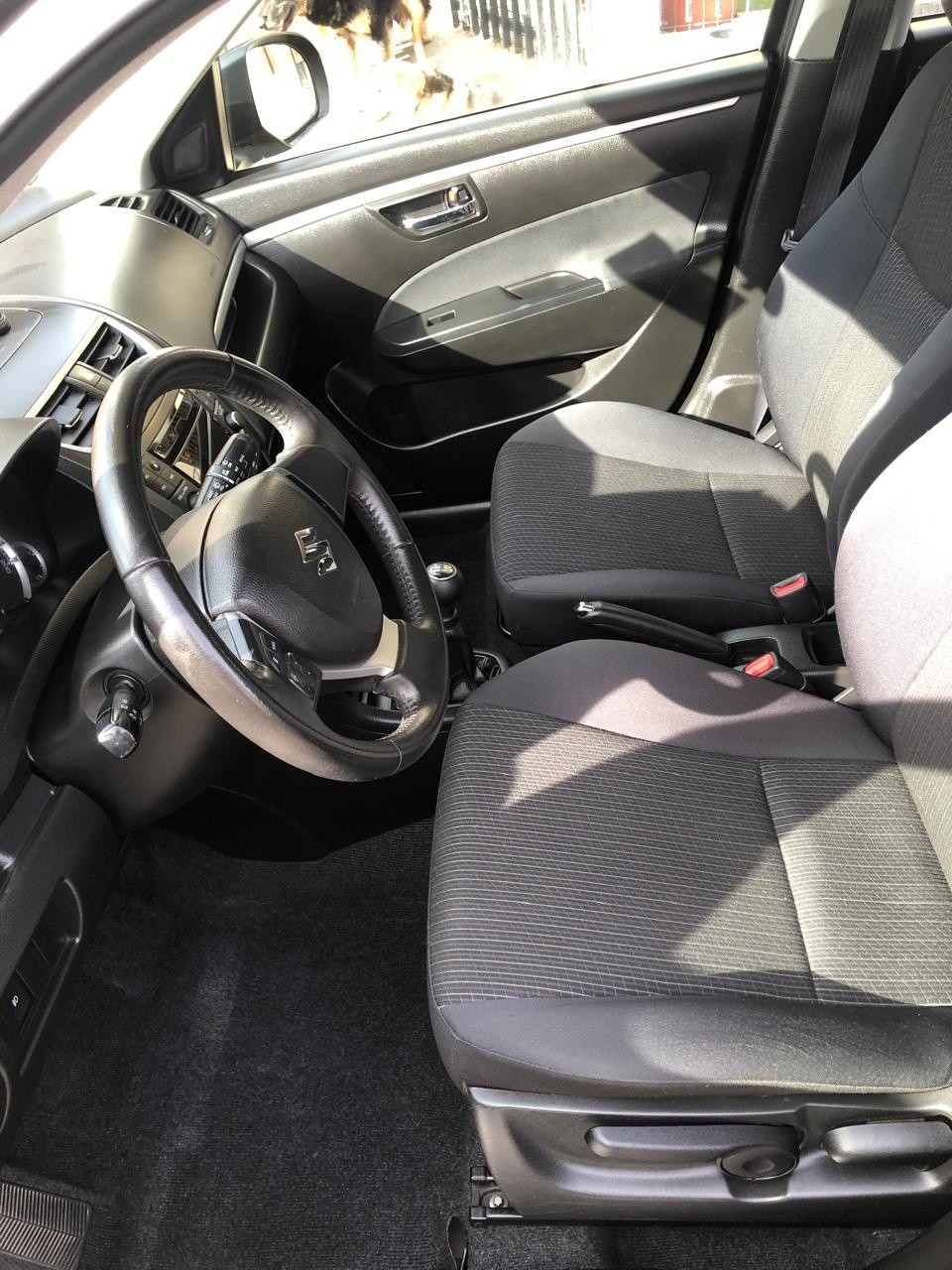 SUZUKI SWIFT 1.2 Gls Ac Mt año 2017