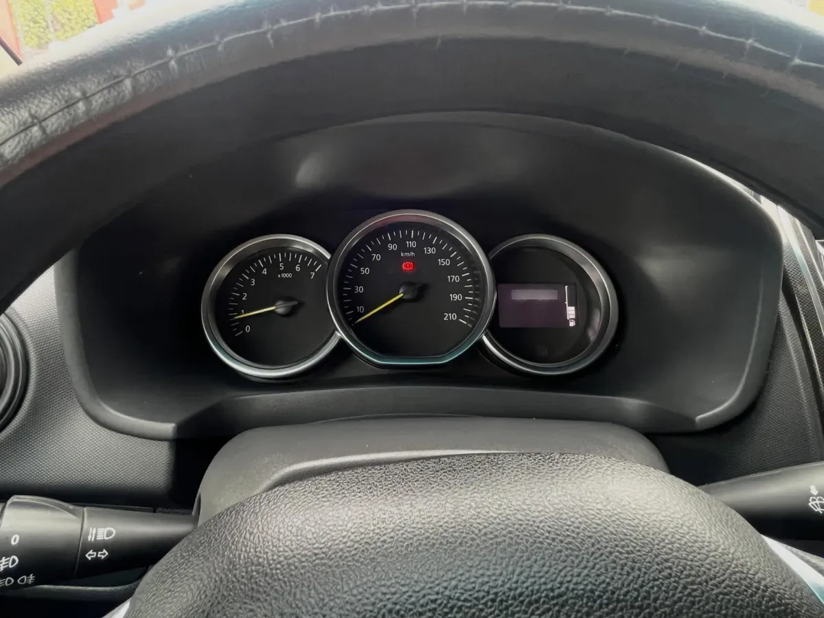 RENAULT SYMBOL 1.6 Zen Mt año 2020