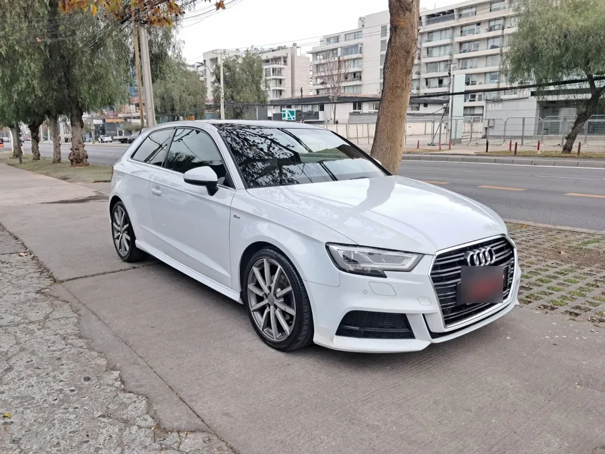 Audi A3 1.4 Sport Tfsi At año 2019