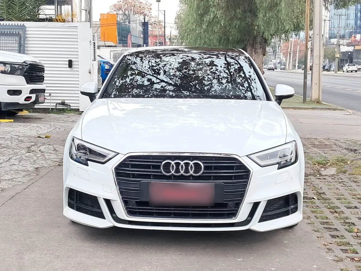 Audi A3 1.4 Sport Tfsi At año 2019