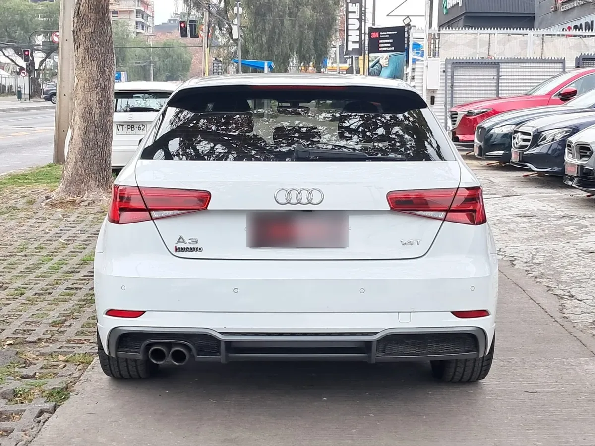Audi A3 1.4 Sport Tfsi At año 2019