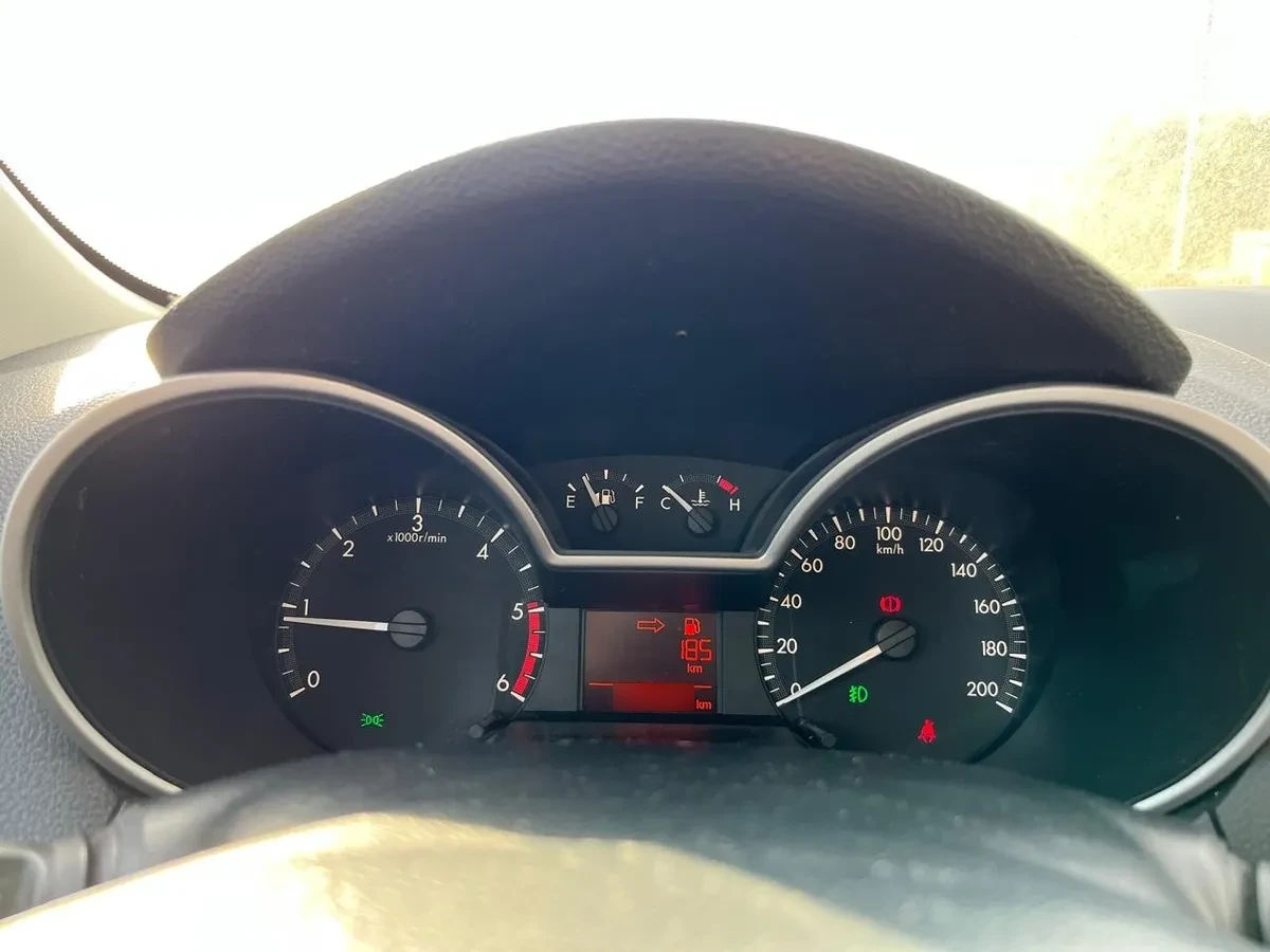 MAZDA BT-50 2.2 Doble Cabina Sdx Mt 4x2 Diesel año 2019