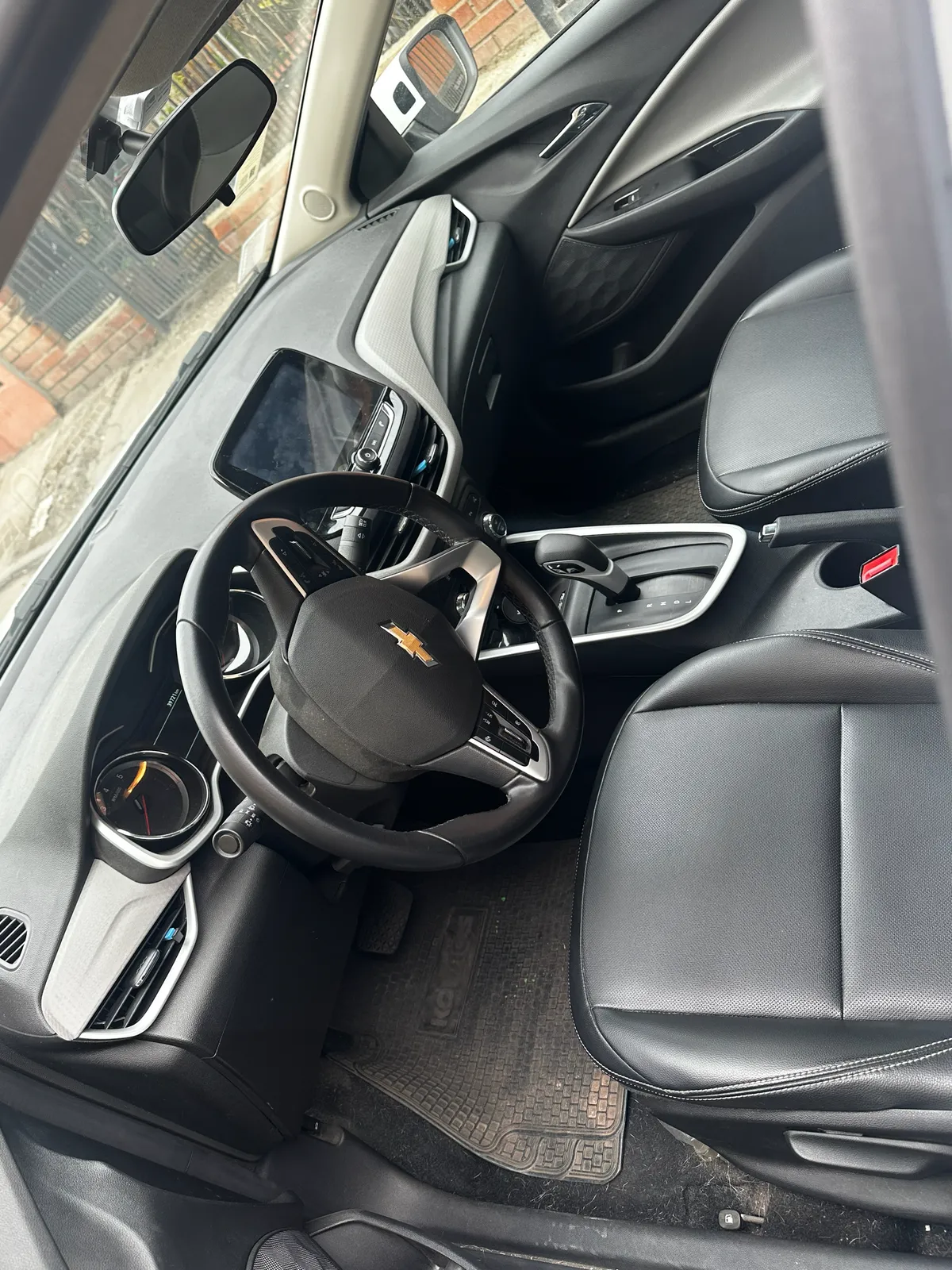 CHEVROLET ONIX 1.0 Hb Ltz P2 Mt año 2024