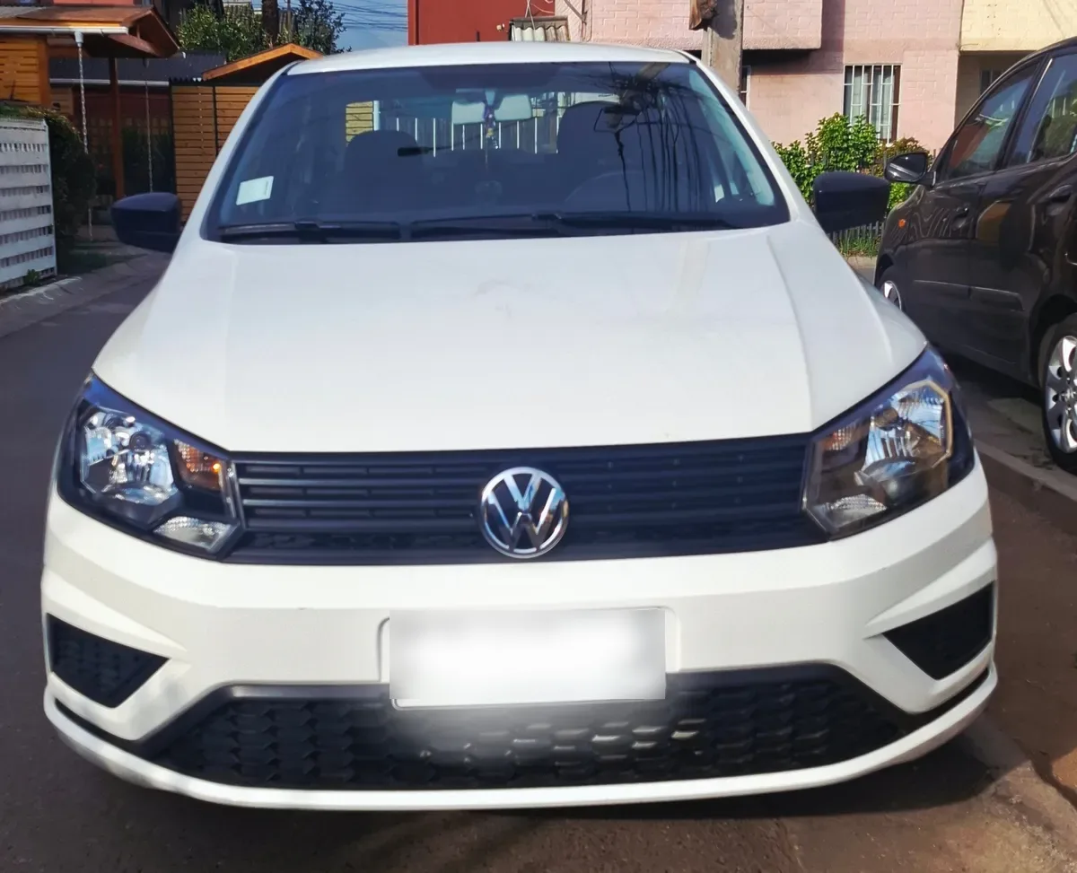 VOLKSWAGEN VOYAGE 1.6 Highline Mt año 2022
