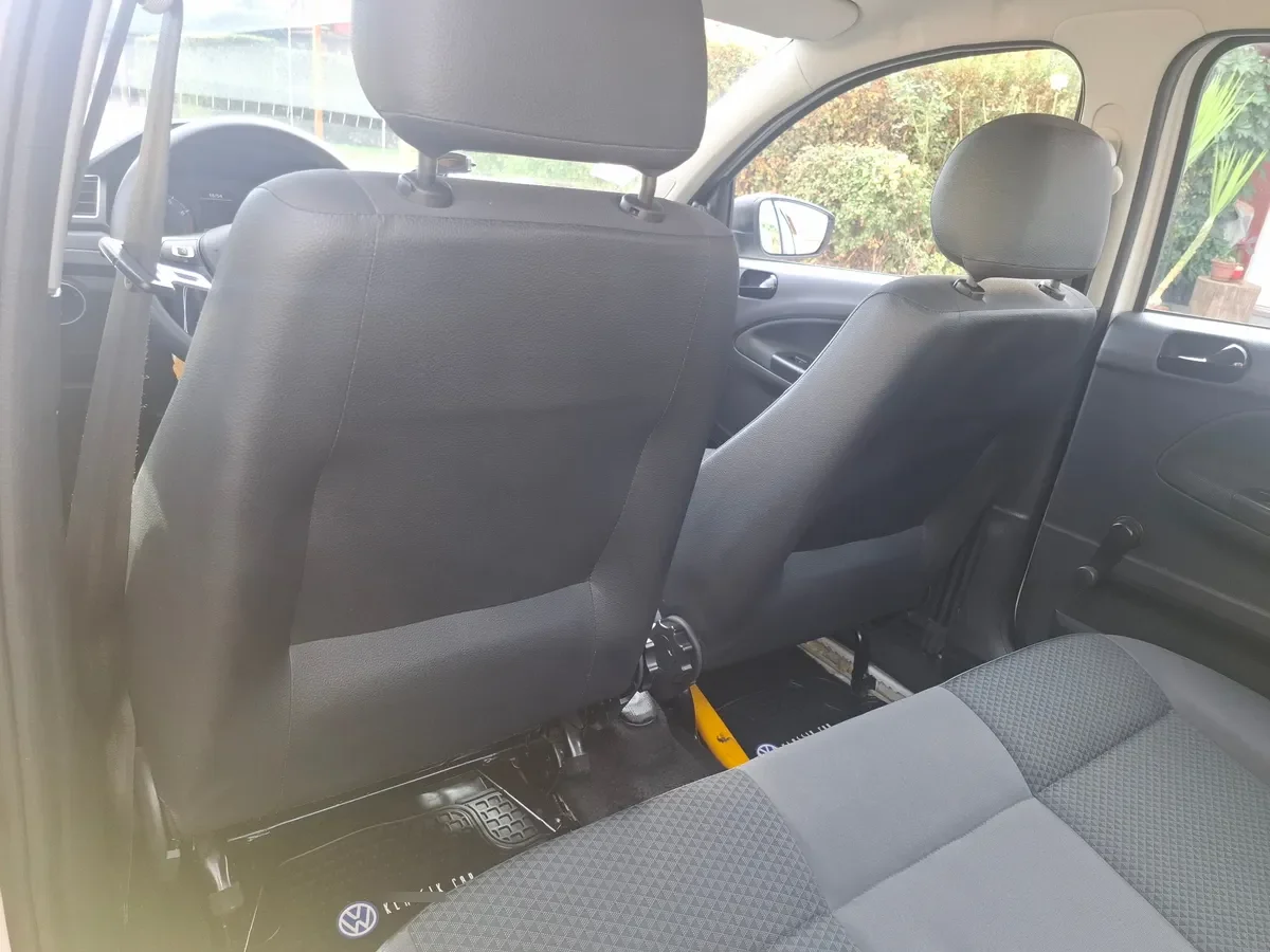 VOLKSWAGEN VOYAGE 1.6 Highline Mt año 2022