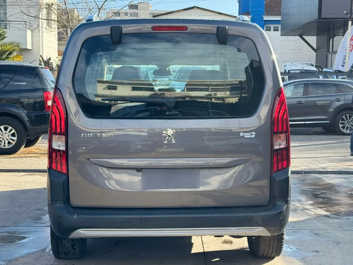 Peugeot Rifter 1.5 Allure Bluehdi 130 At Diesel año 2022