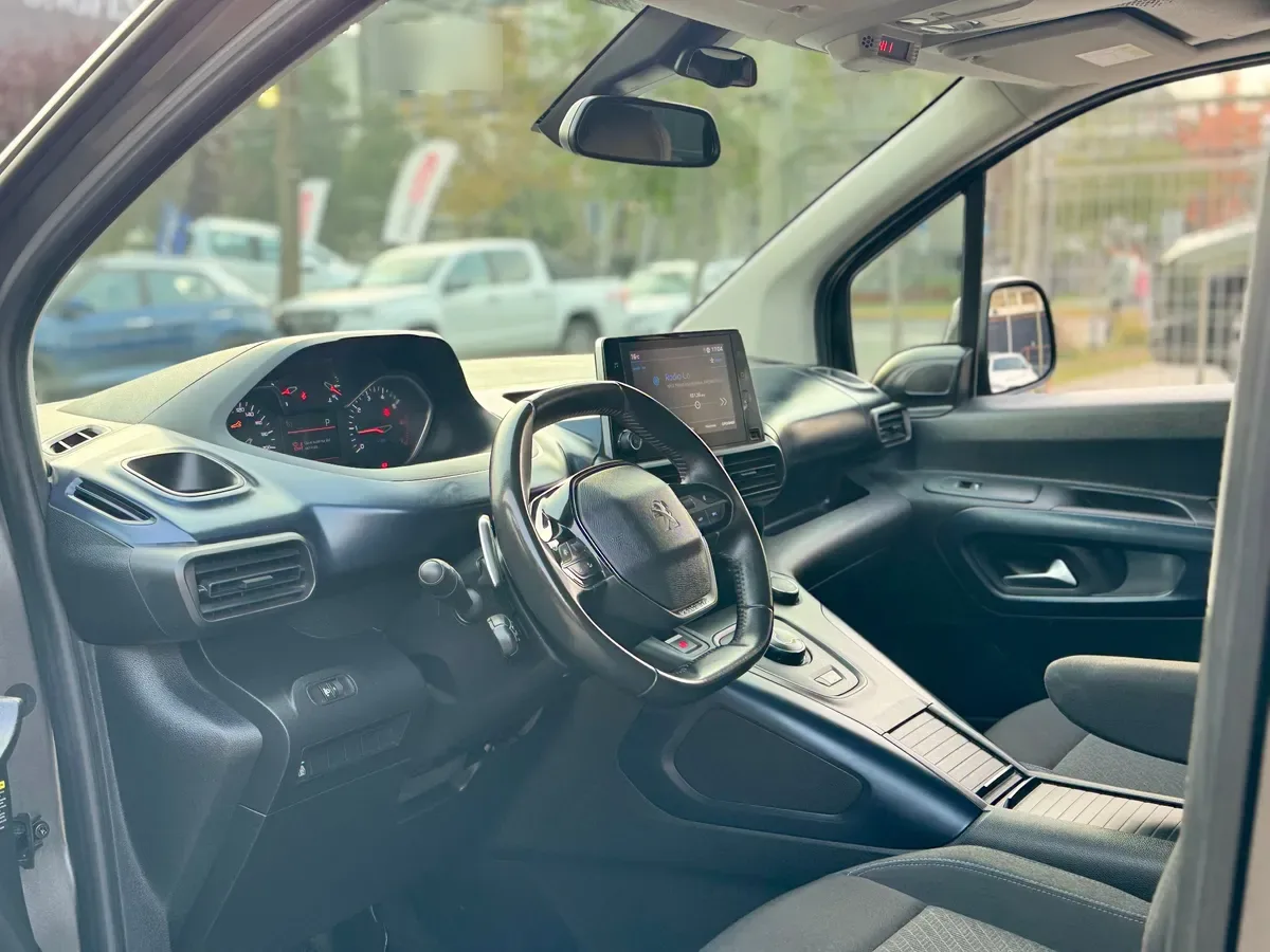 Peugeot Rifter 1.5 Allure Bluehdi 130 At Diesel año 2022