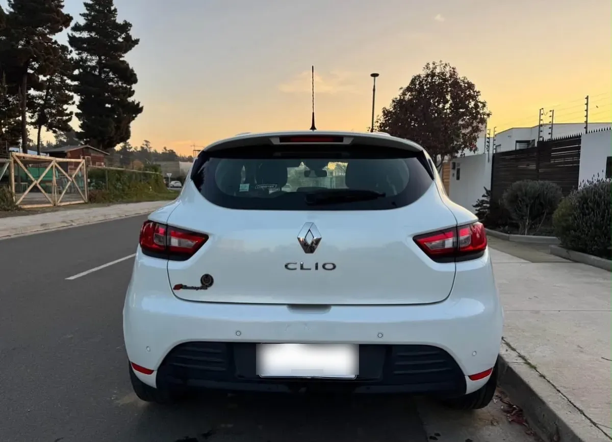 Renault Clio 1.2 Iv Expression Mt año 2019