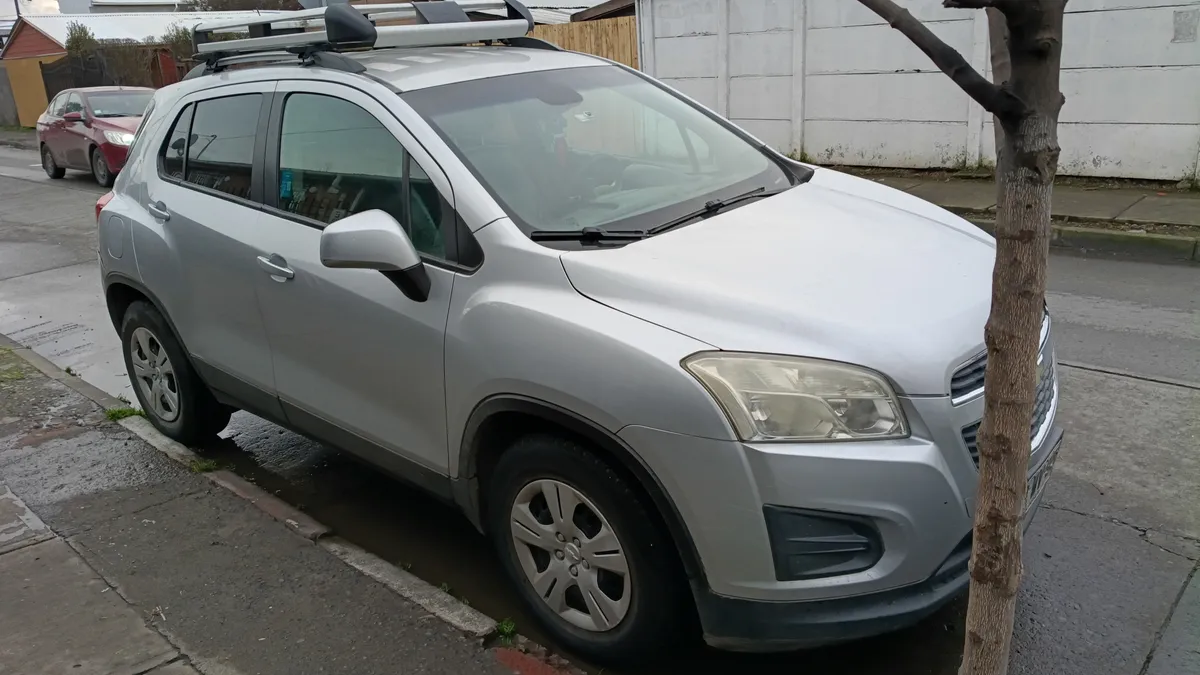 CHEVROLET TRACKER 1.8 Ls At 4x4 año 2013
