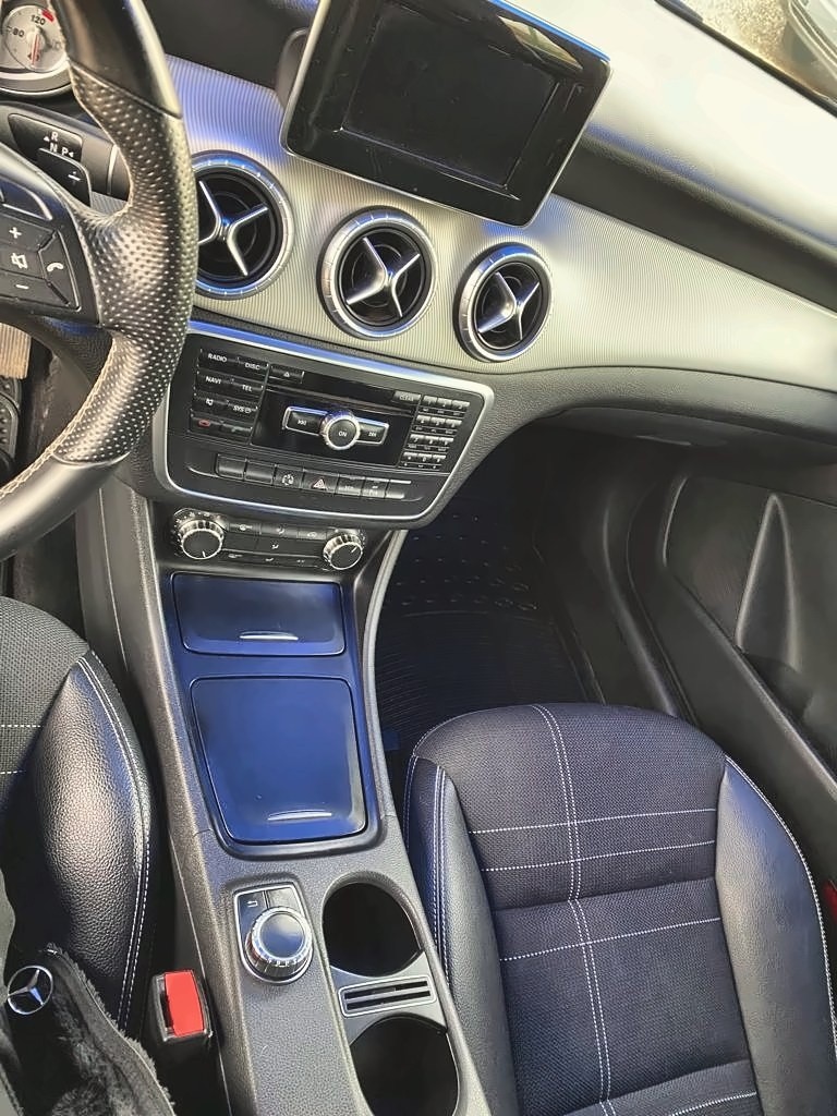 MERCEDES BENZ CLA200 Otra año 2013