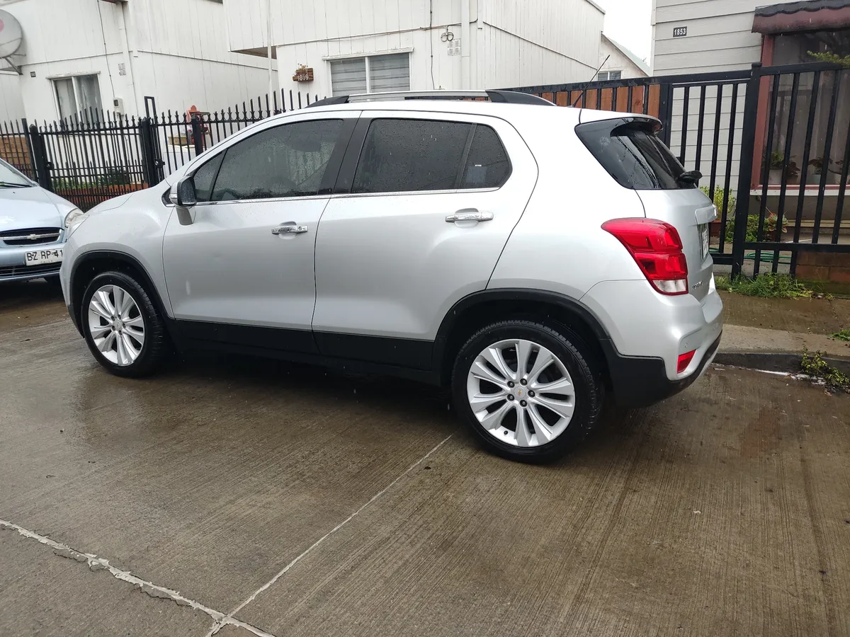 CHEVROLET TRACKER 1.8 Ls At 4x4 año 2018