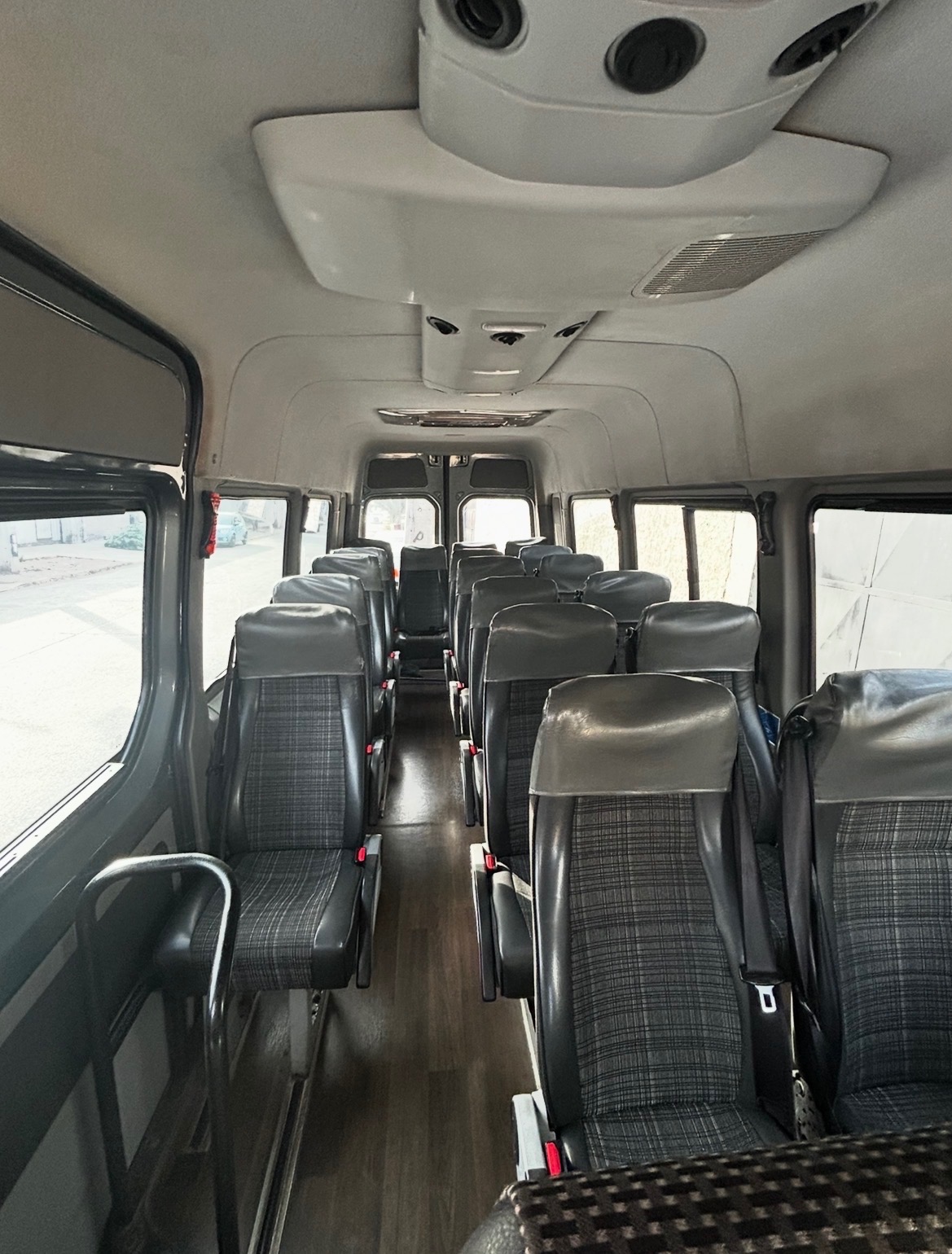 VOLKSWAGEN CRAFTER 2.0 50 Lwbo Bus Mt Diesel año 2018